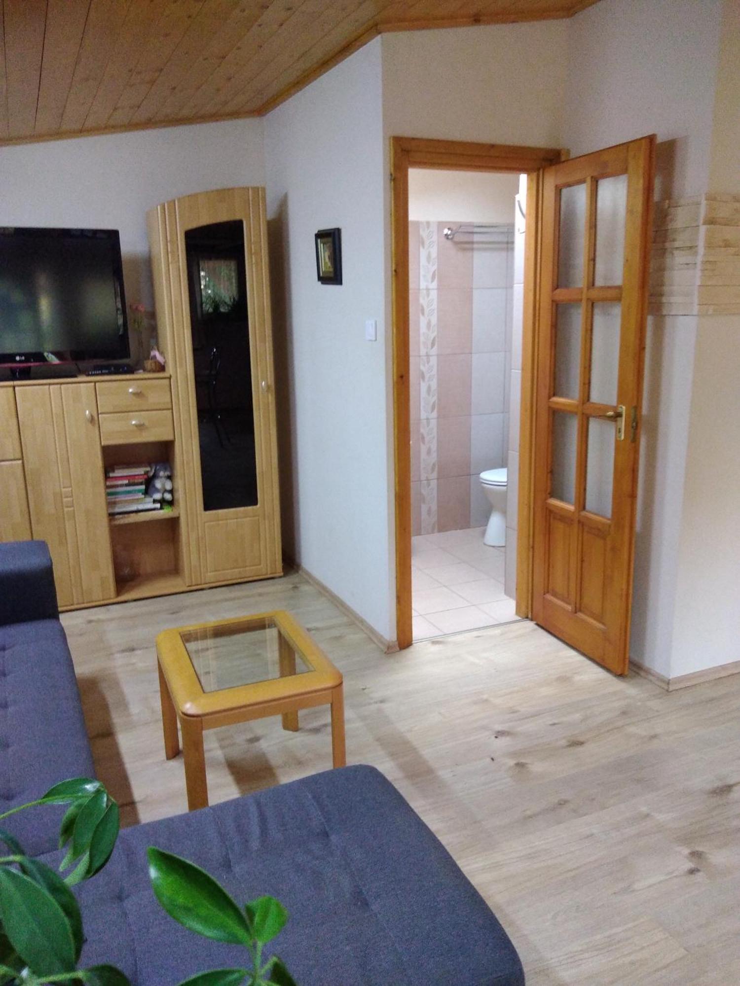 Rozsadomb Apartman 佐洛卡罗斯 外观 照片