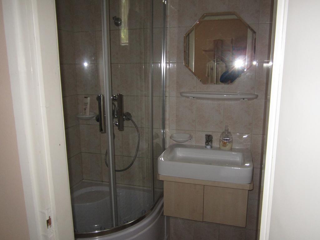 Rozsadomb Apartman 佐洛卡罗斯 外观 照片