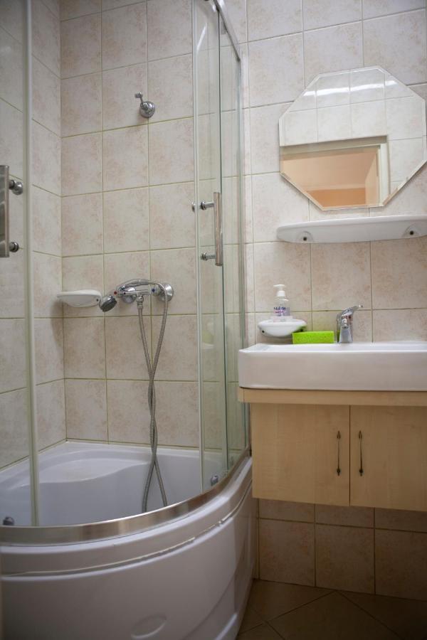 Rozsadomb Apartman 佐洛卡罗斯 外观 照片